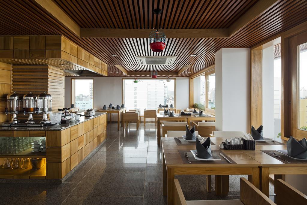 Golden Holiday Hotel Nha Trang Esterno foto