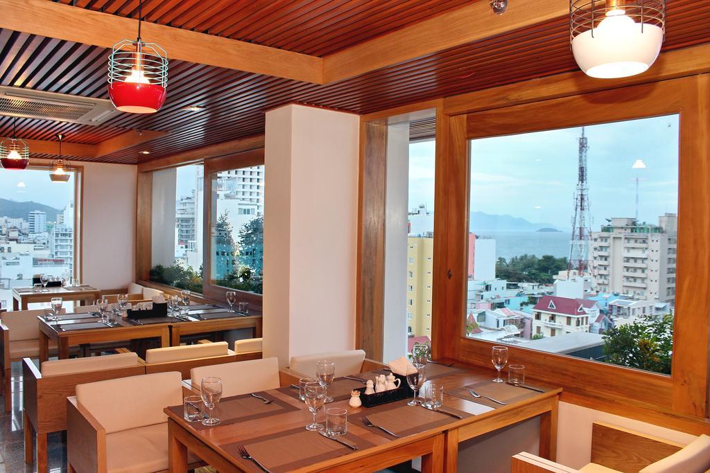 Golden Holiday Hotel Nha Trang Esterno foto