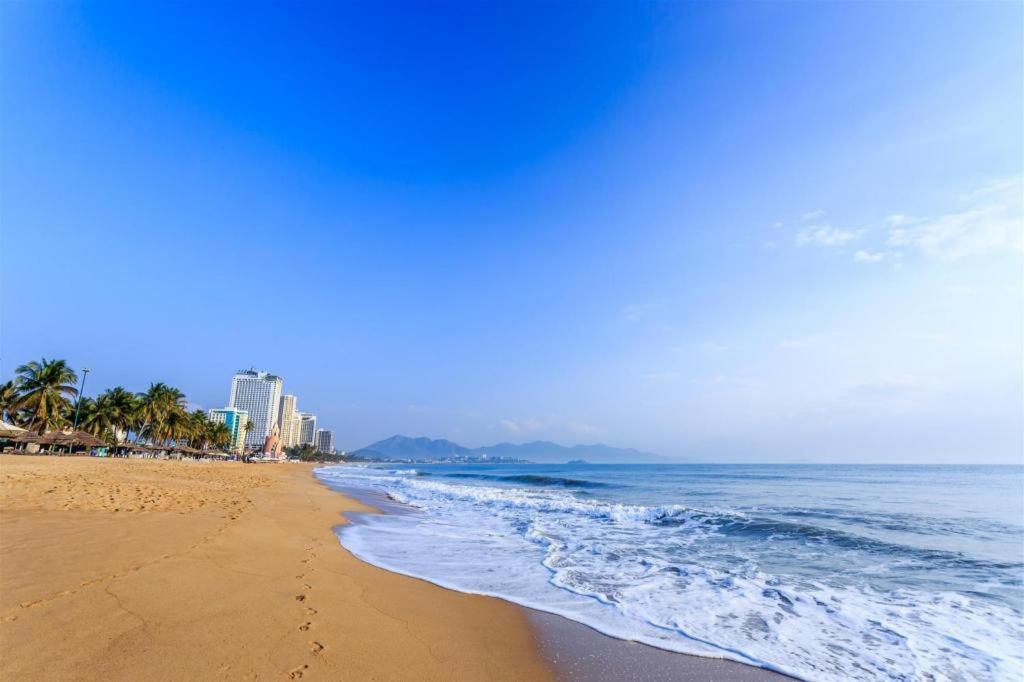 Golden Holiday Hotel Nha Trang Esterno foto