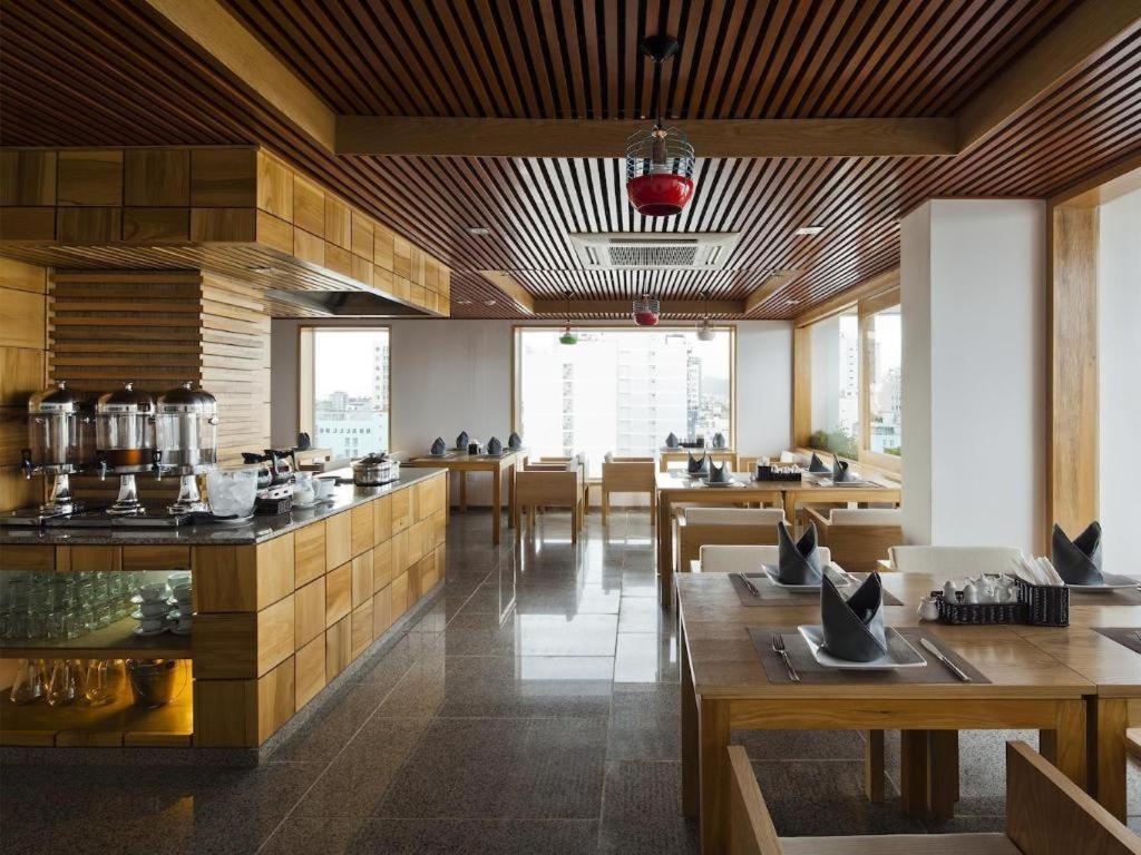 Golden Holiday Hotel Nha Trang Esterno foto