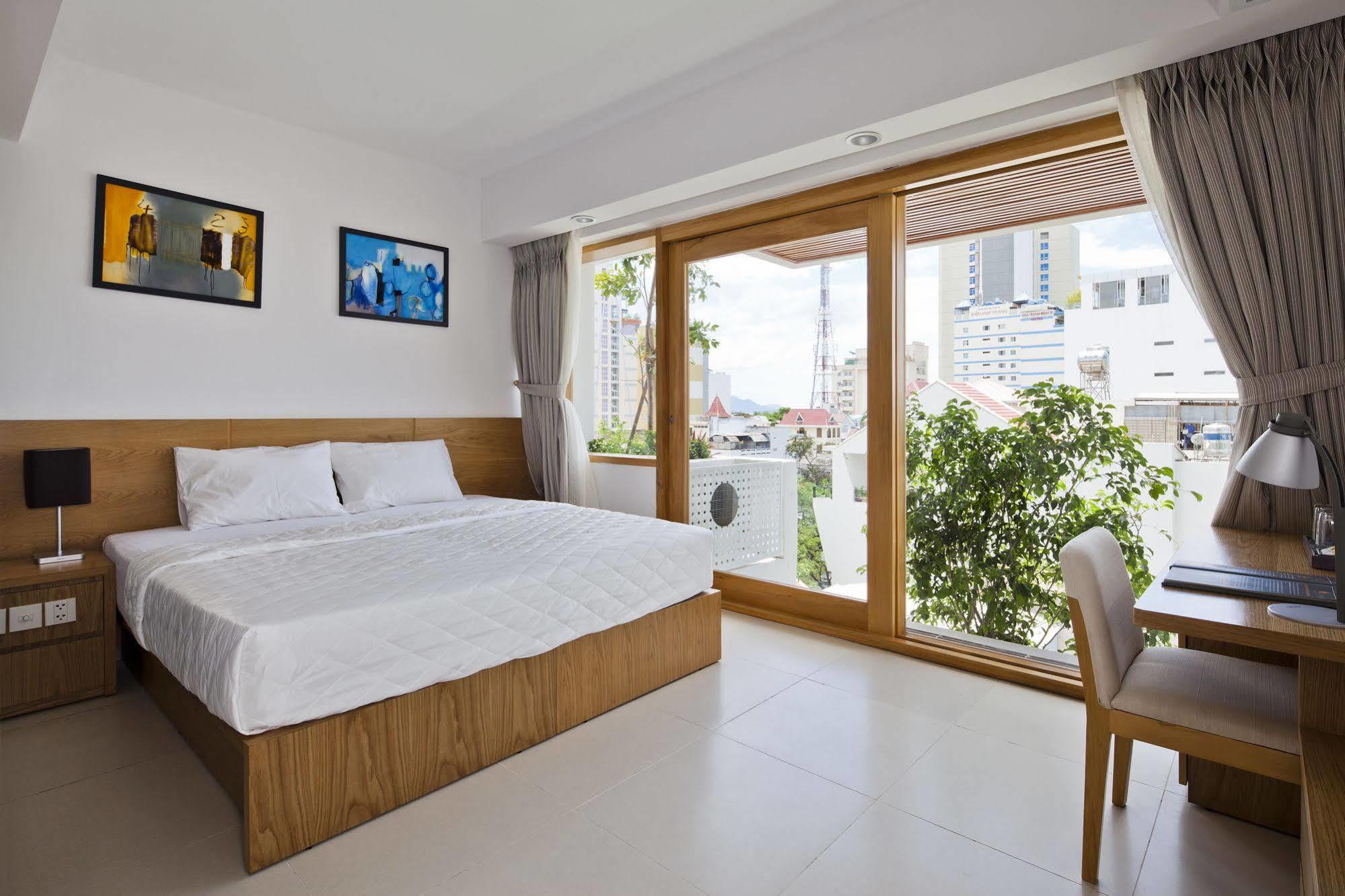 Golden Holiday Hotel Nha Trang Esterno foto